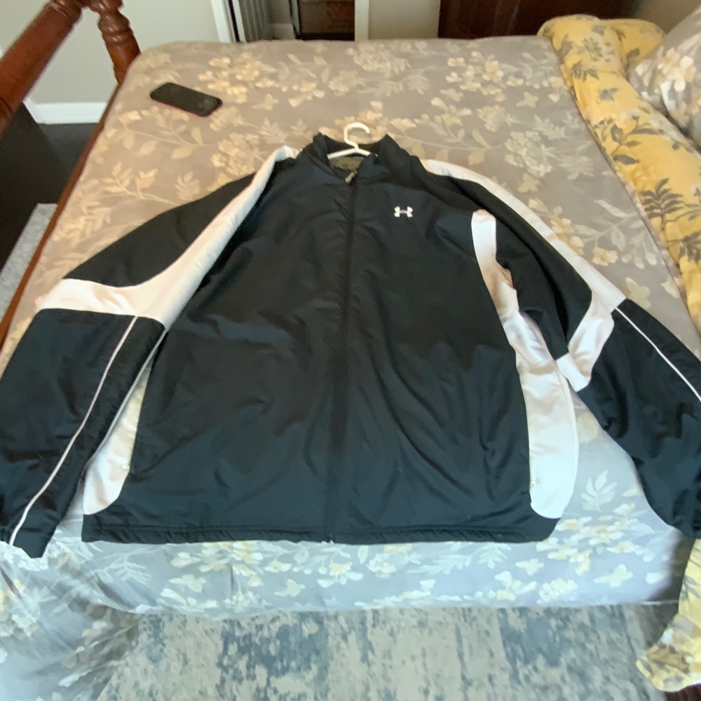 Under Armor XXL outerwear coat - never worn